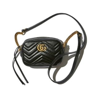 画像：GUCCI GGマーモント キルティングスモールショルダーバッグ