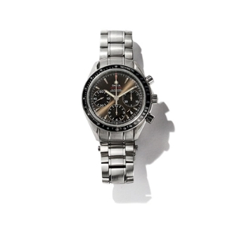 画像：OMEGA スピードマスターデイト 323.30.40.40.06.001