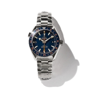 画像：OMEGA プラネットオーシャンGMTグットプラネット 232.30.44.22.03.001