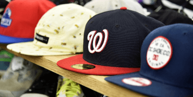 画像:小物や生活雑貨などはなんと50円から