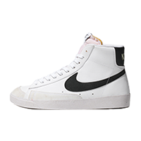 画像：NIKE BLAZER