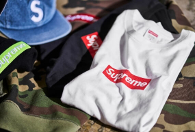 画像：Supreme